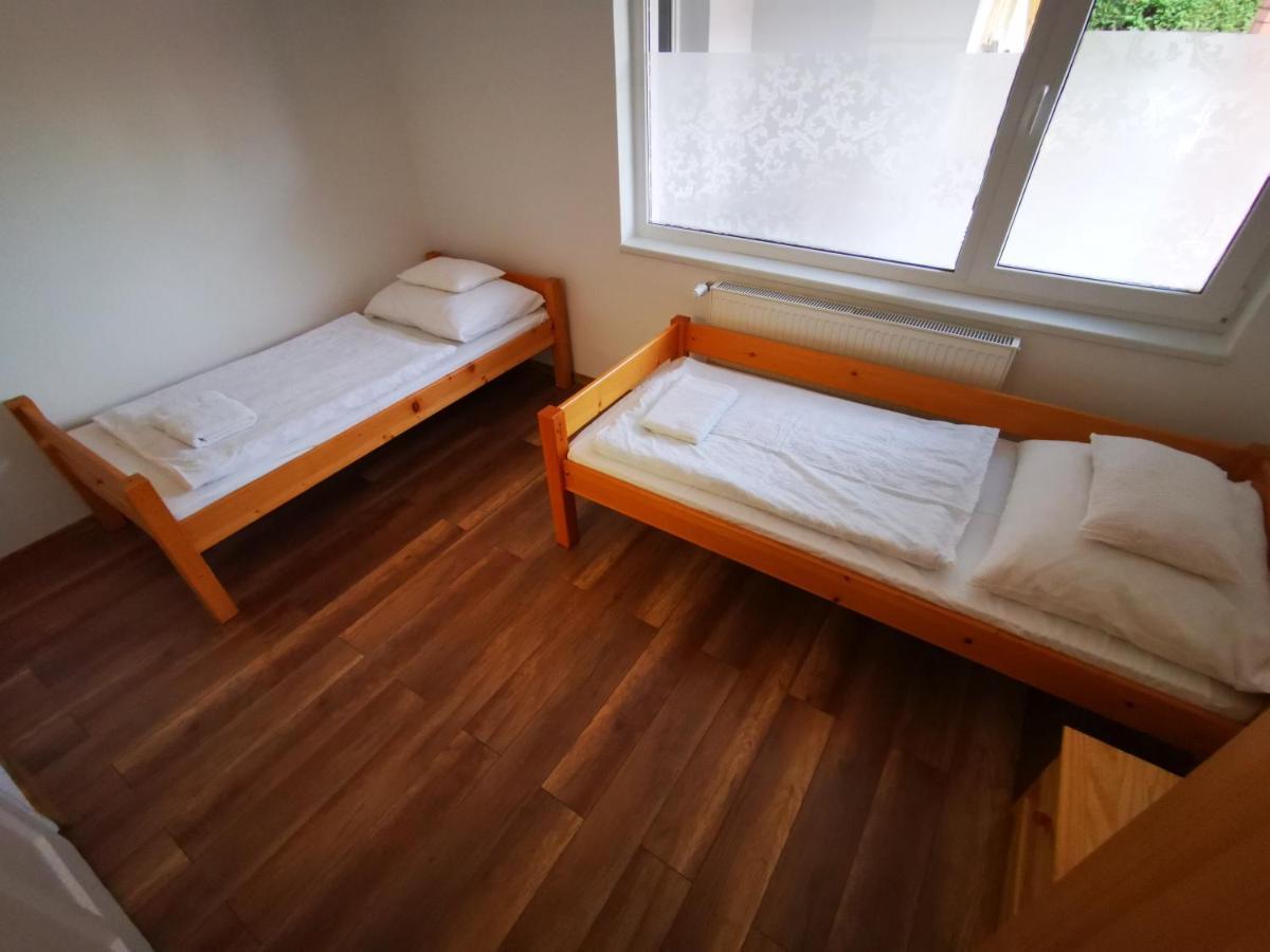 Mate Apartman Дьюла Экстерьер фото