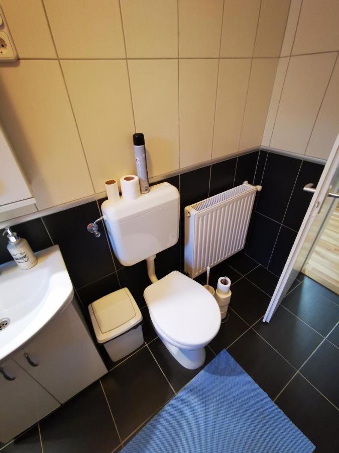 Mate Apartman Дьюла Экстерьер фото