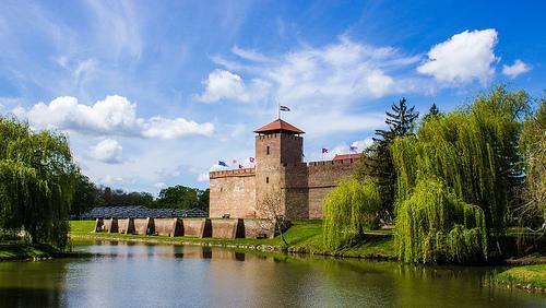 Mate Apartman Дьюла Экстерьер фото